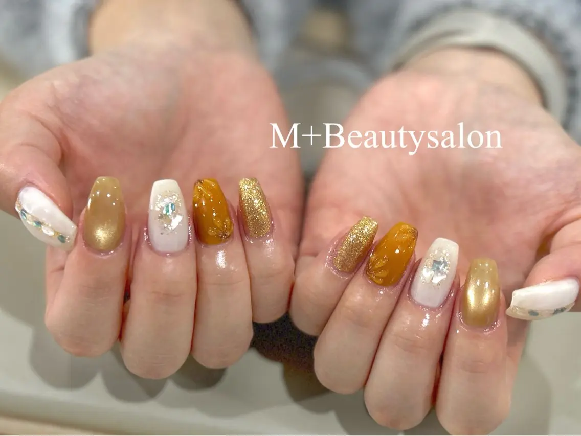 ネイル M+  Beauty Salonのネイルデザイン