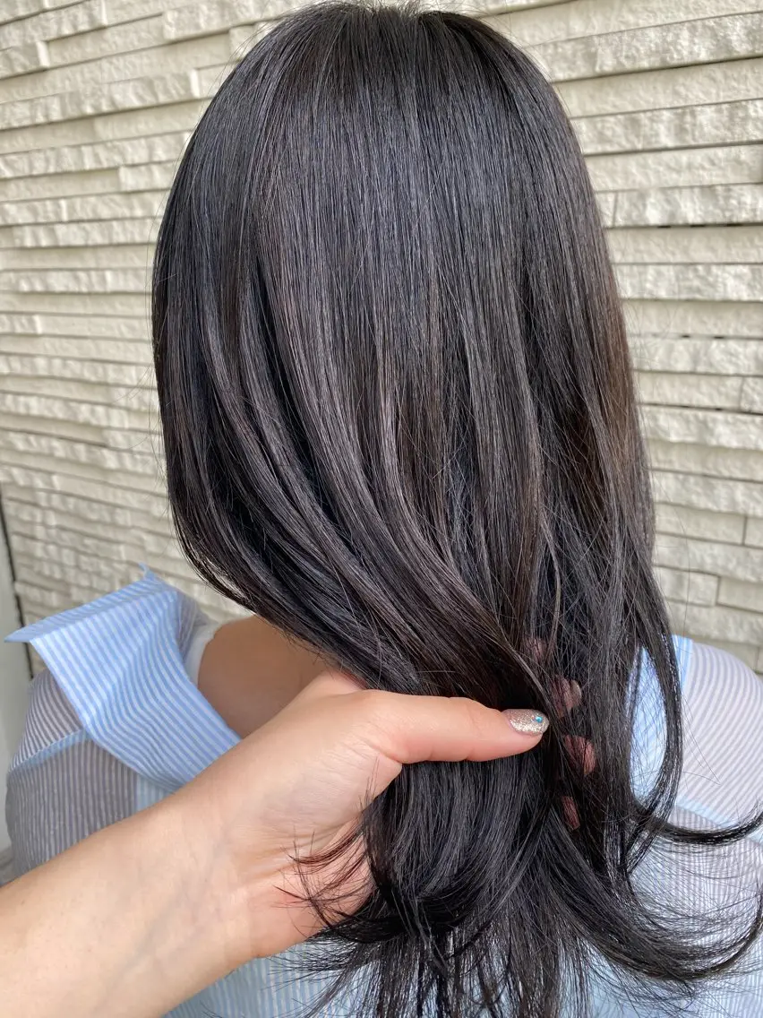 セミロング カラー ブラウンカラー 透明感カラー ダークブラウン 大形 誉のヘアスタイル