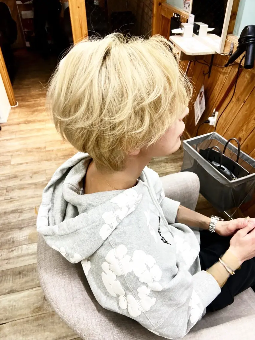 ショート カラー メンズ メンズウルフカット ウルフカット CORE masaのヘアスタイル