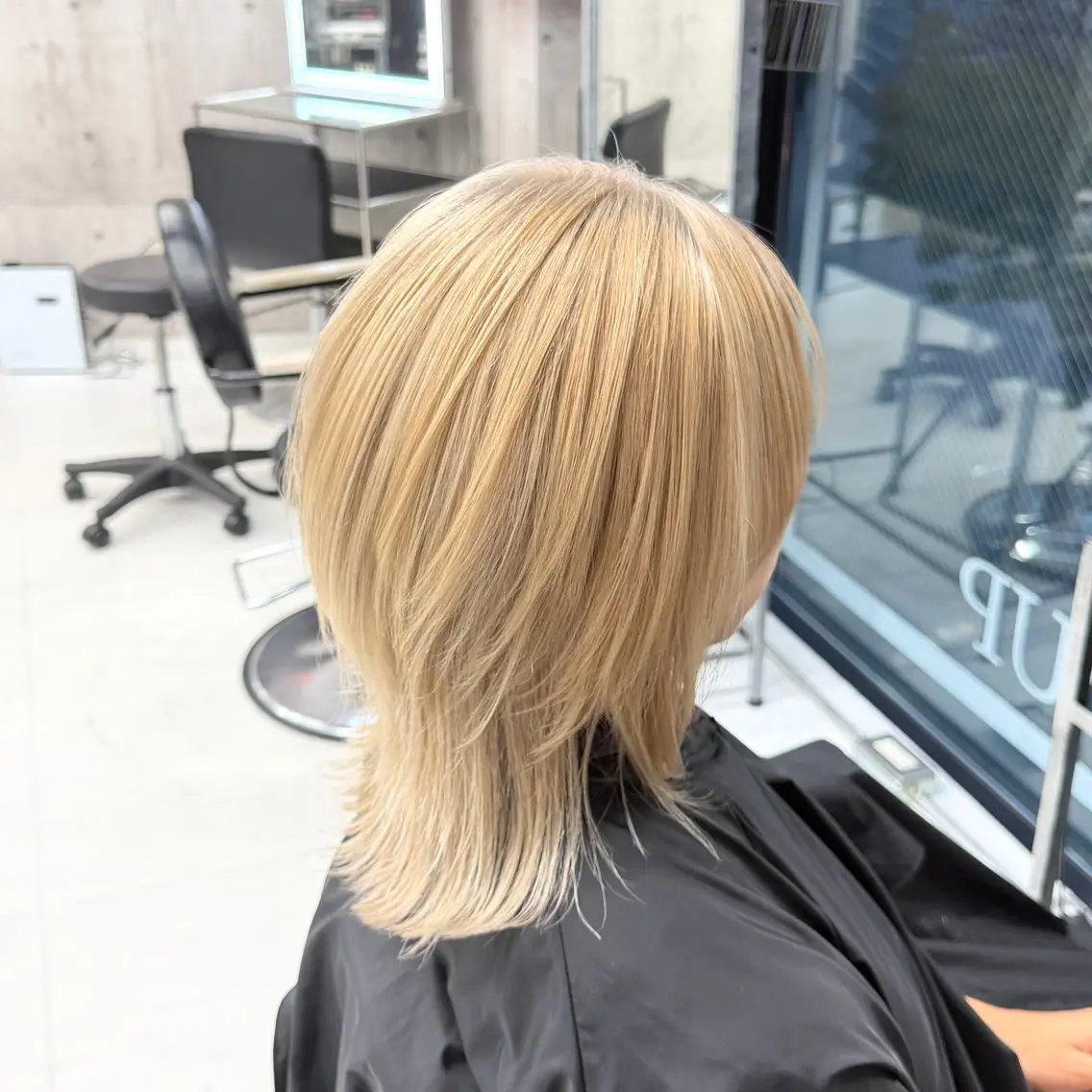 ミディアム カラー パーマ ヘアアレンジ メンズ キッズ レイヤーの魔術師 𓍼takumi𓍼のヘアスタイル
