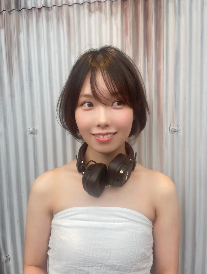 ショート ショートヘア 小顔カット 深澤 帆乃のヘアスタイル