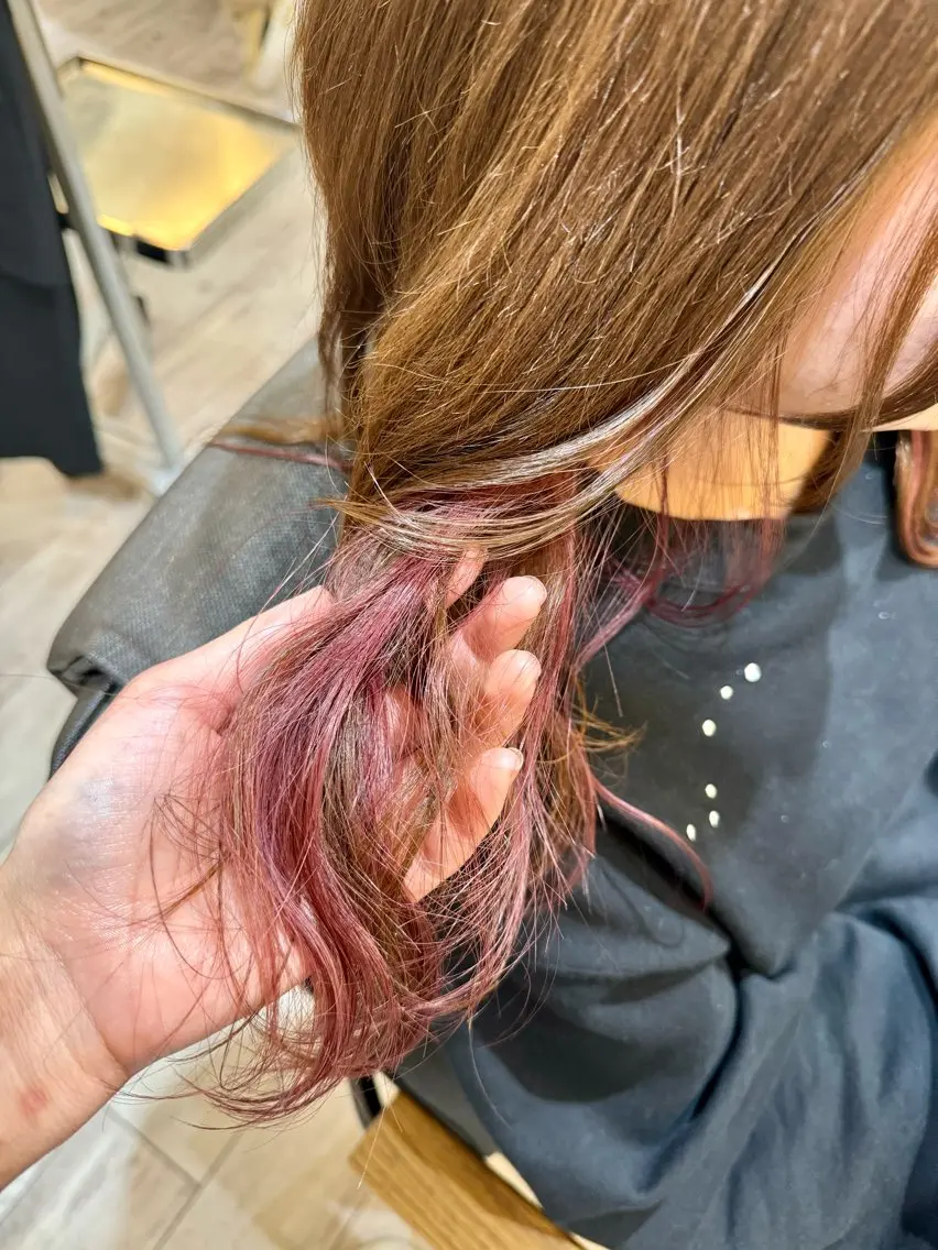カット+イヤリングカラーの写真