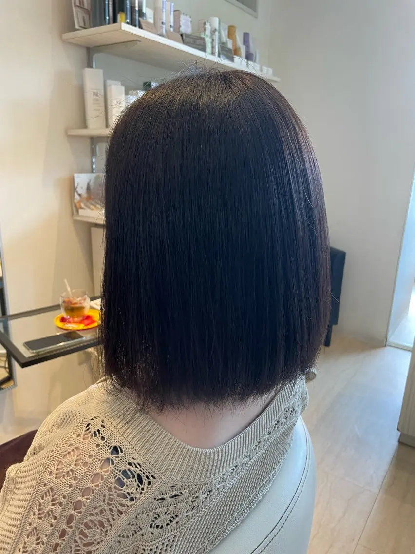 ミディアム カット lachiq R+ カイトのヘアスタイル