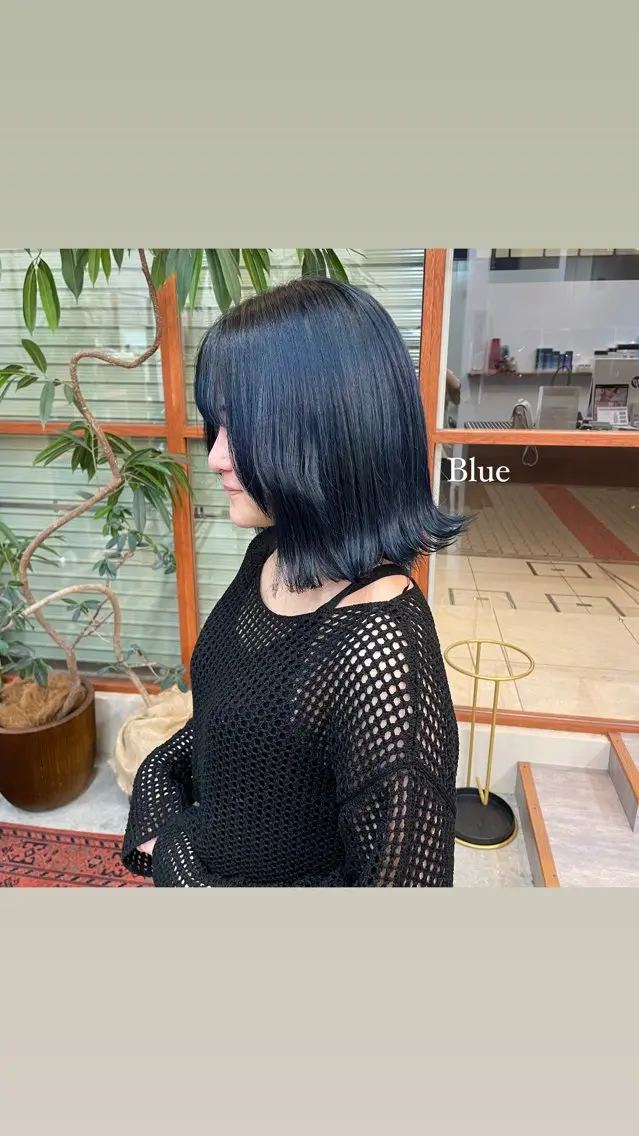 ミディアム ヘアカラー カリン/ カット・ブリーチのヘアスタイル