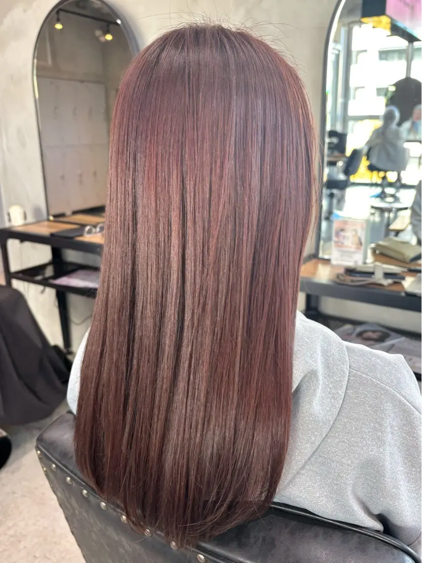 セミロング カラー ピンクカラー カット ヘアカラー トリートメント 伊藤 優花のヘアスタイル