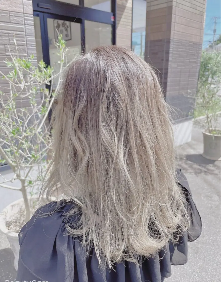 ミディアム カット ヘアカラー トリートメント 野村安芸 /特殊パーマのヘアスタイル