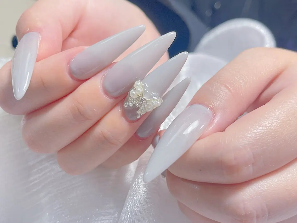 ネイル 🎀ネイルサロン エクラYUI🎀のネイルデザイン