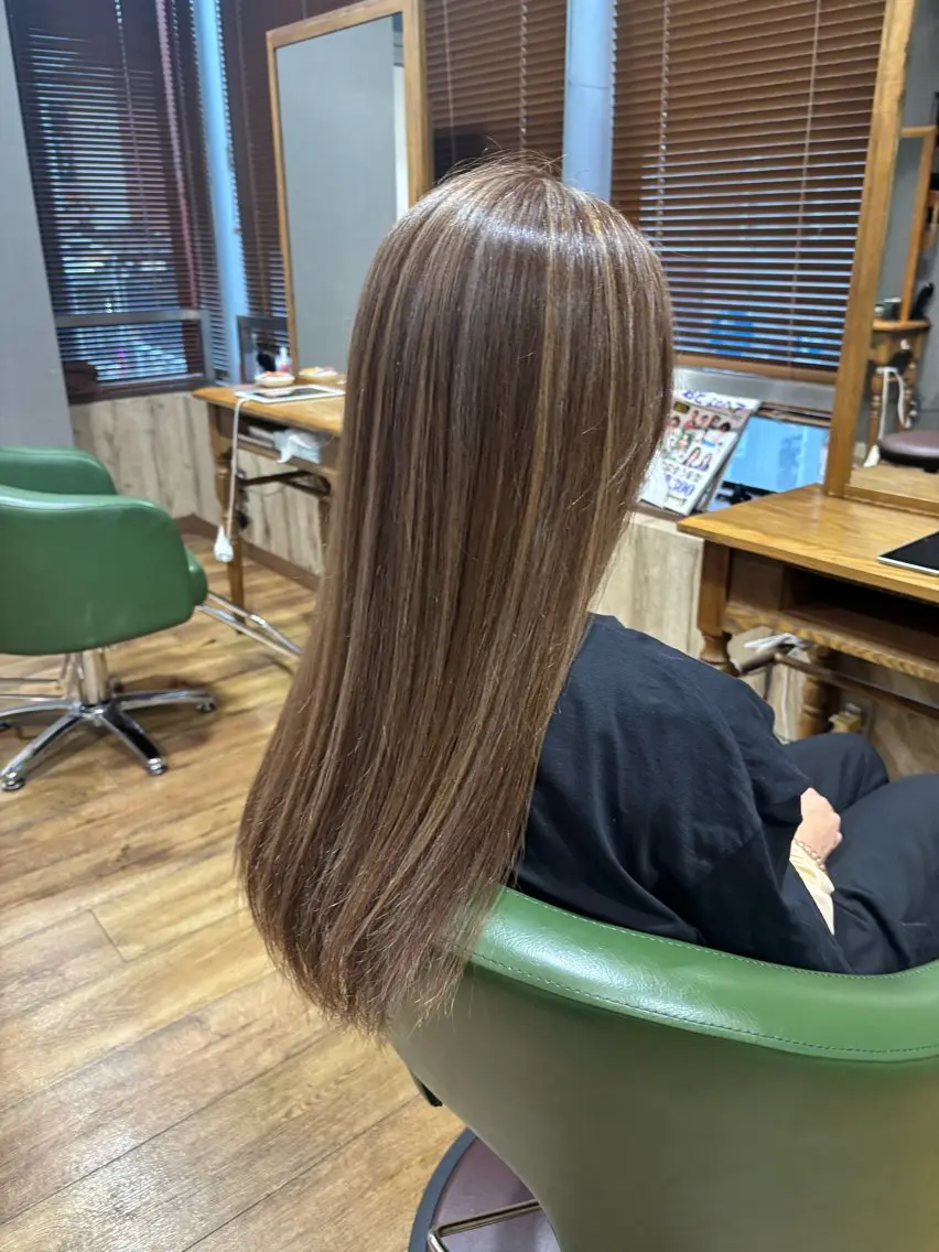 ロング カラー カット ヘアカラー トリートメント IwAsh✄ アオイのヘアスタイル