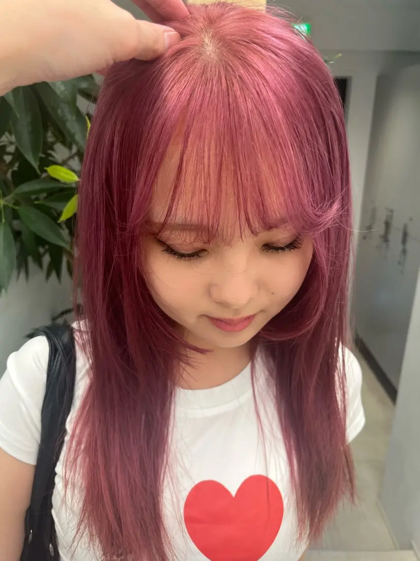ミディアム カラー ブリーチ ハイトーンカラー 赤み消しカラー/ ナチュラル/トモキのヘアスタイル