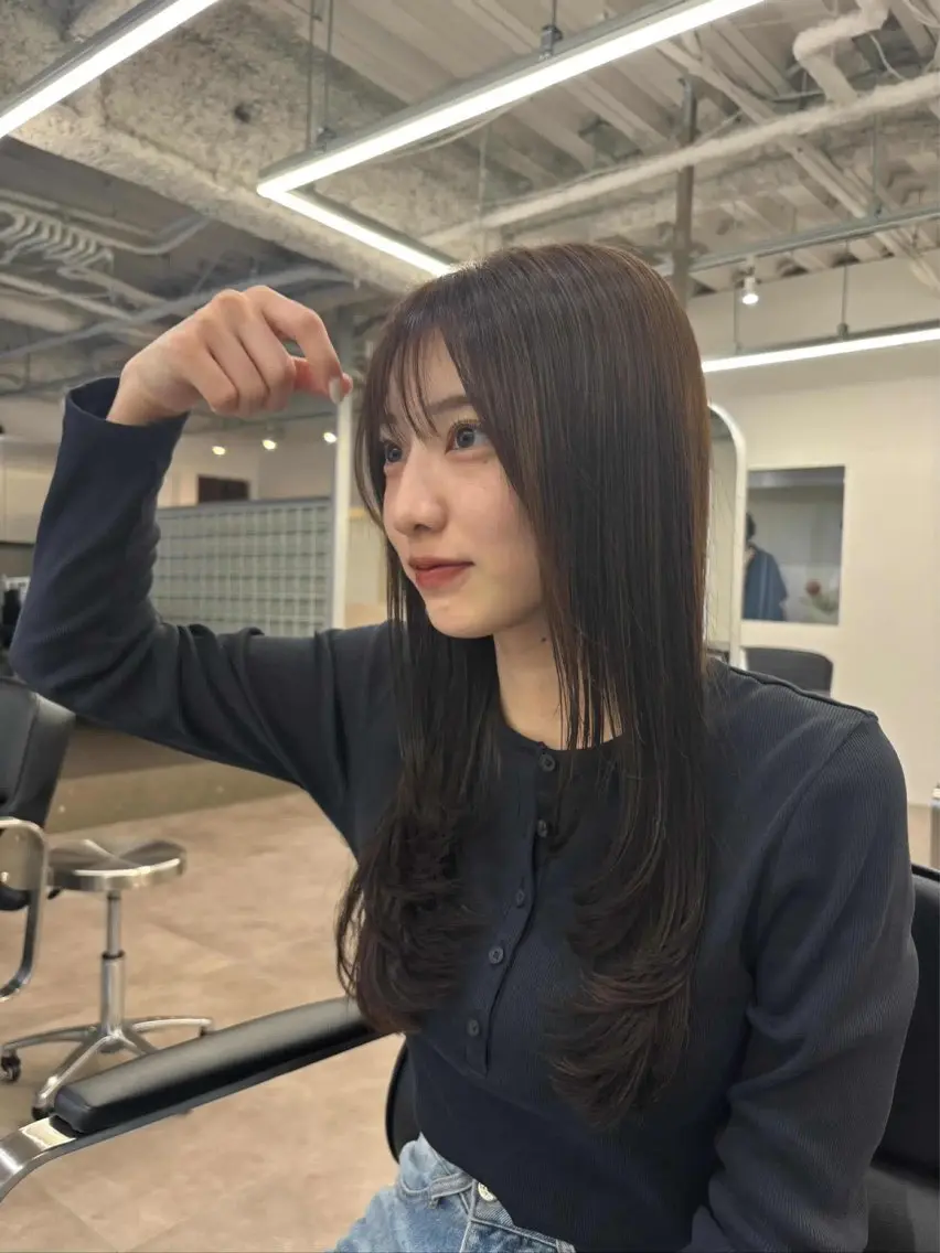 セミロング カラー カット 🐈アヤノ/レイヤー /ハッシュカット🐈のヘアスタイル