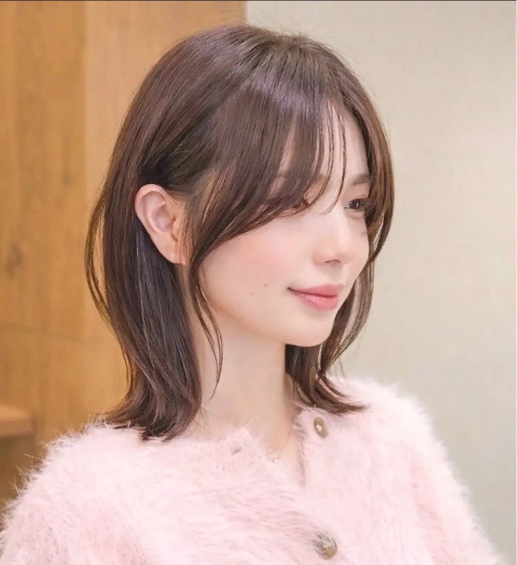 ミディアム レイヤー・カット モデル・こうたのヘアスタイル