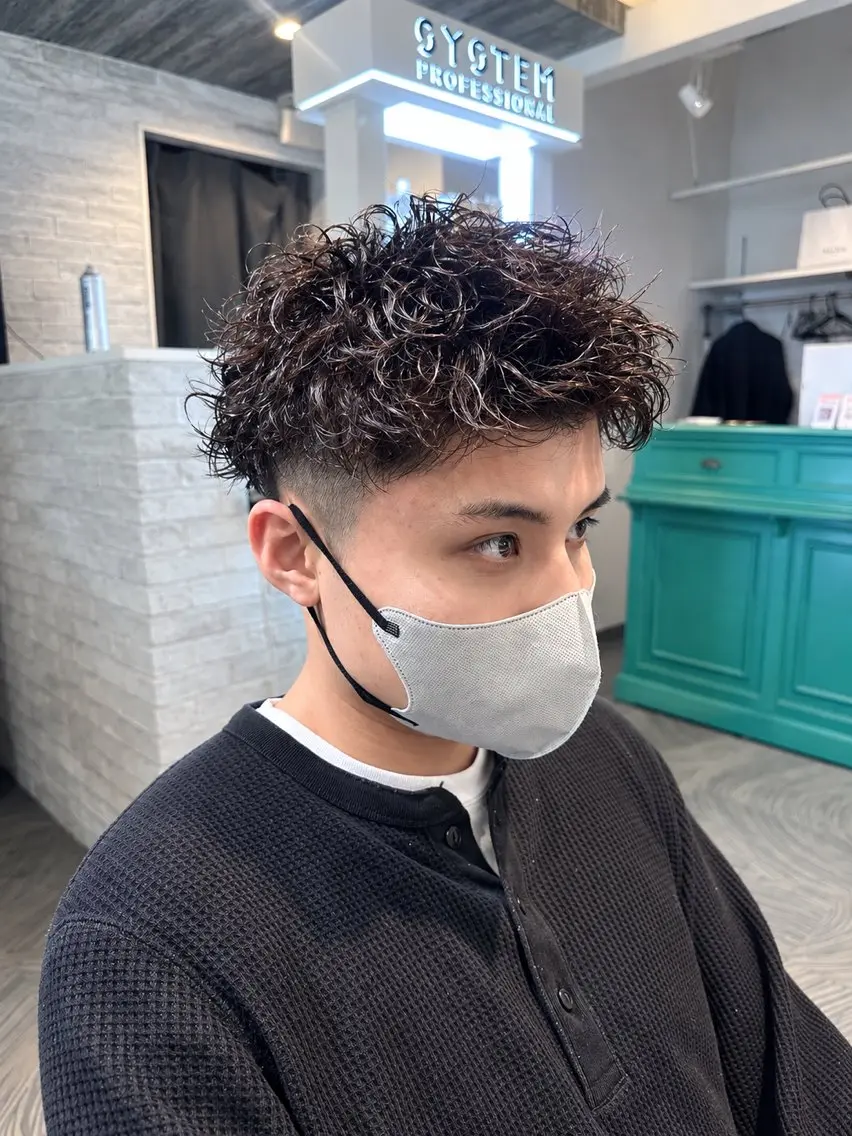 ショート カット パーマ 制流/メンズカット/ ダブルカラー/札幌のヘアスタイル