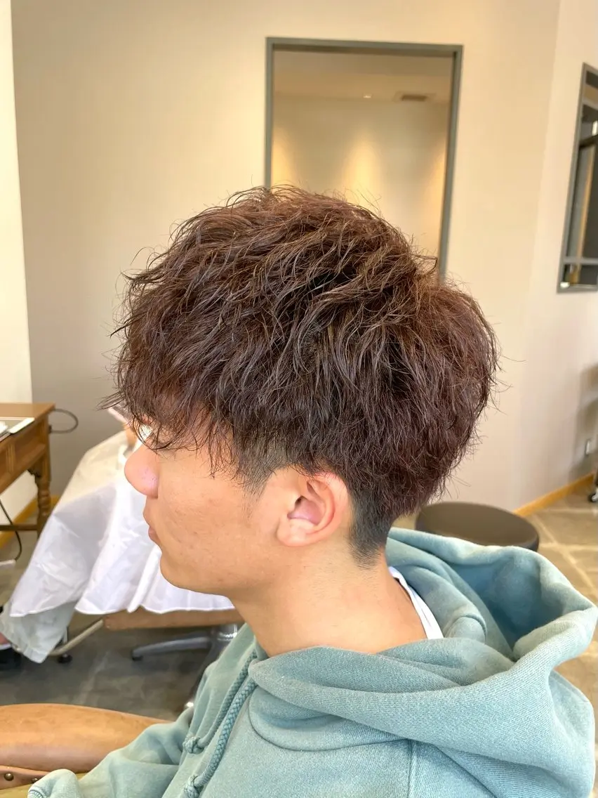 パーマ メンズ カット パーマ トリートメント 西村れい/Blue/ 髪質改善/縮毛矯正のヘアスタイル