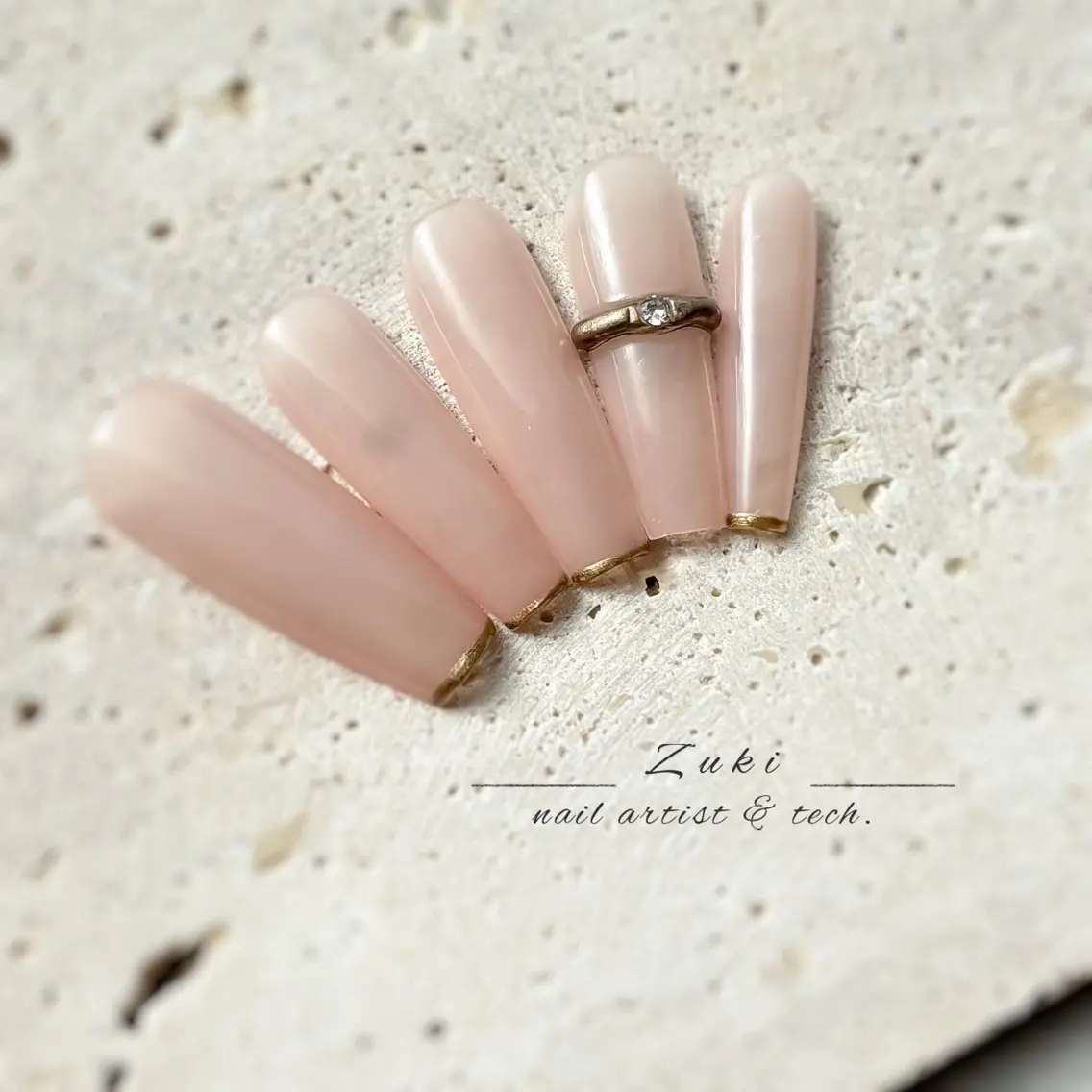 ネイル マグネットネイル ニュアンスネイル ワンホンネイル ハンドネイル zuki🌔 堺筋本町 ネイルのネイルデザイン