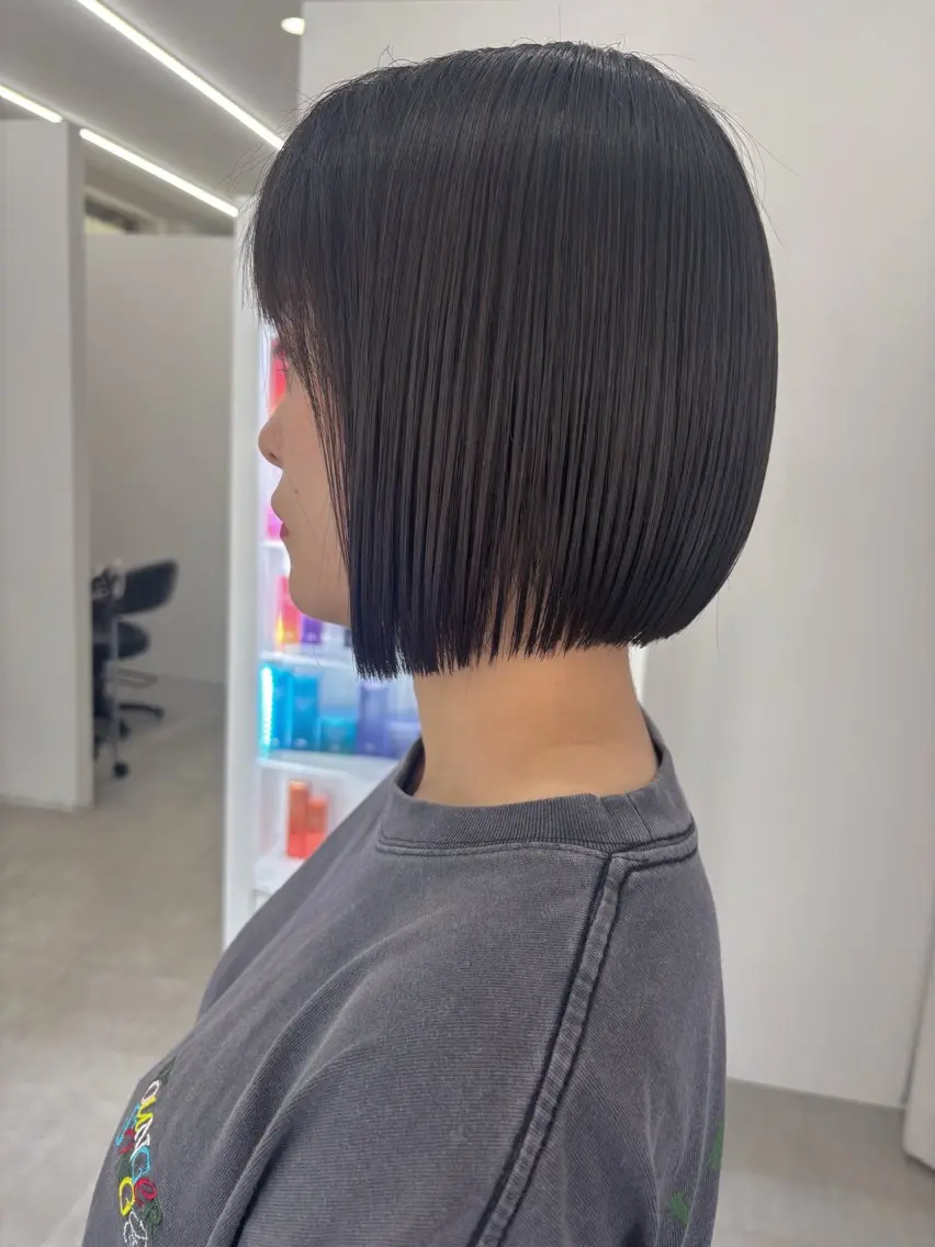 ミディアム ショートボブ ボブ カット トリートメント 新村 華奈絵のヘアスタイル