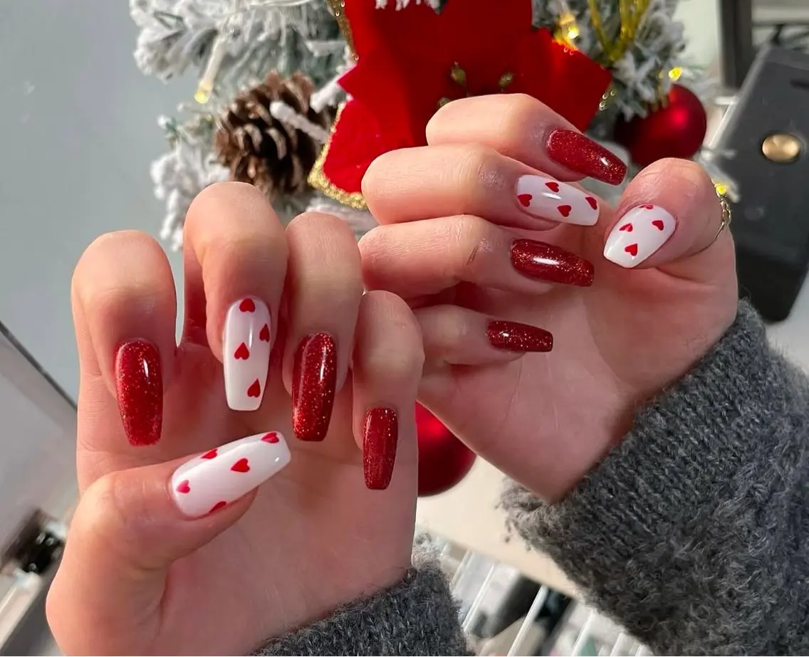 ネイル グラデーション キラキラネイル ワンカラーネイル 冬ネイル Jenn Nail Salonのネイルデザイン