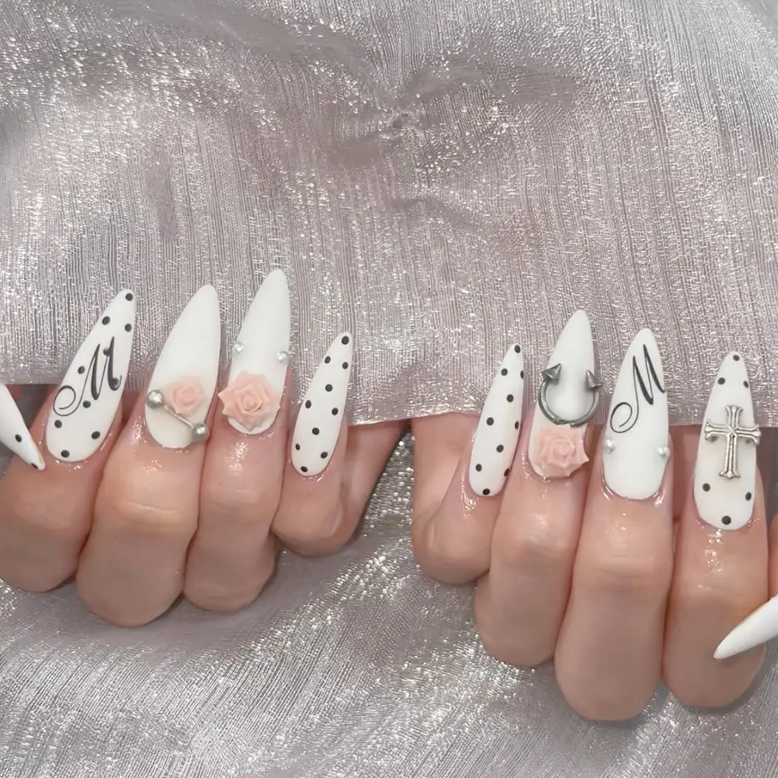ネイル オーロラネイル 長さ出し フラッシュネイル フレンチネイル ジェルネイル ハンドネイル ハンドケア CiCi Nail Salonのネイルデザイン