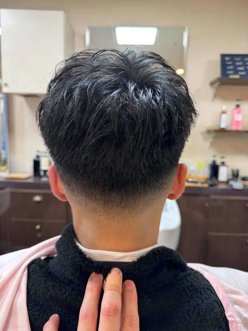 ショート 有田 光輝のヘアスタイル