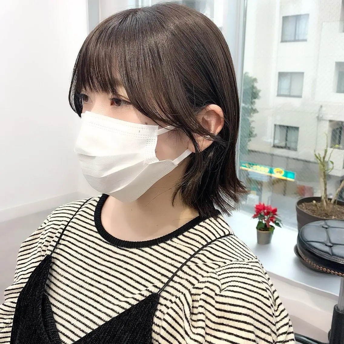 ミディアム カラー パーマ ヘアアレンジ メンズ キッズ ネイル マツエク・マツパ アイブロウ 似合せレイヤー／ 柔らか透明感カラーのヘアスタイル