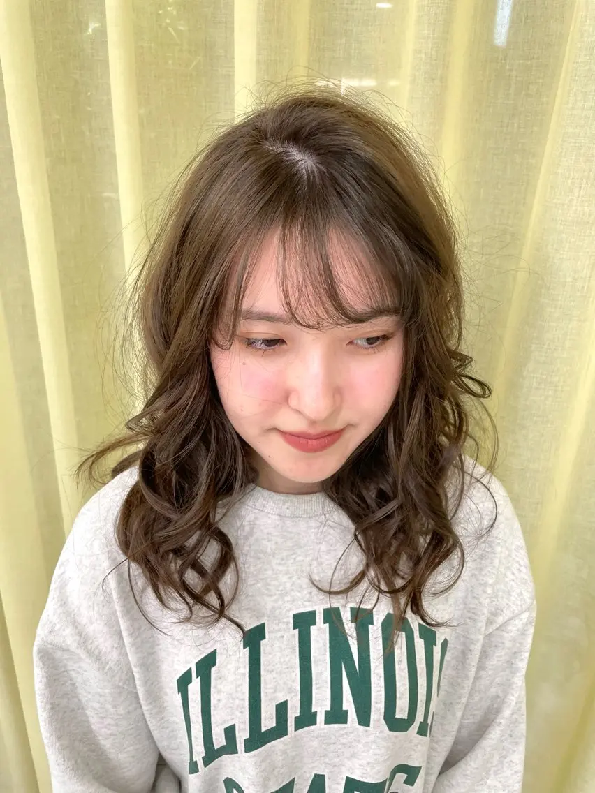 カラー ヘアカラー 堀 愛希子のヘアスタイル