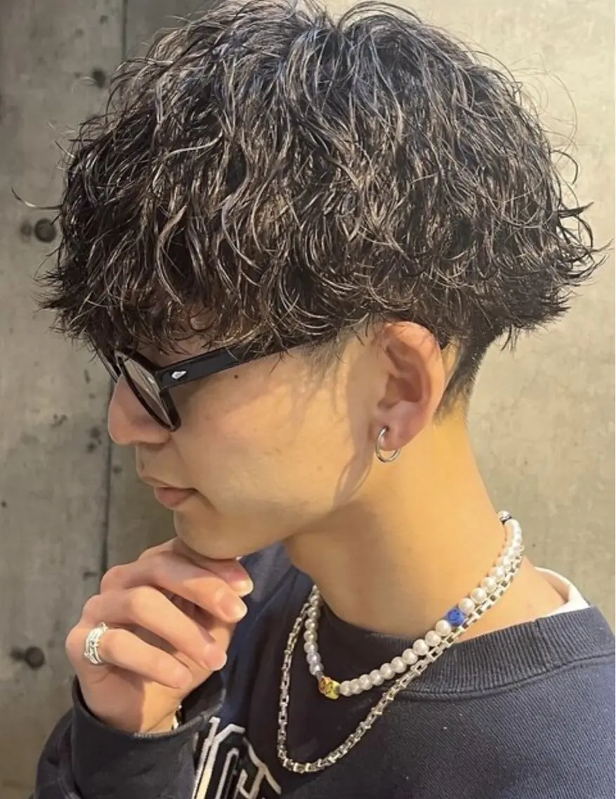 パーマ メンズ 中谷海里/フェザー パーマ/スパイキーのヘアスタイル