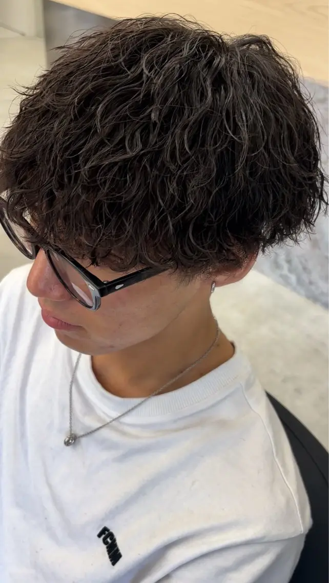 パーマ スパイラルパーマ カット パーマ ヘッドスパ ヘアセット 『最新ヘア・髪革命』 🐬YUYA🐬のヘアスタイル