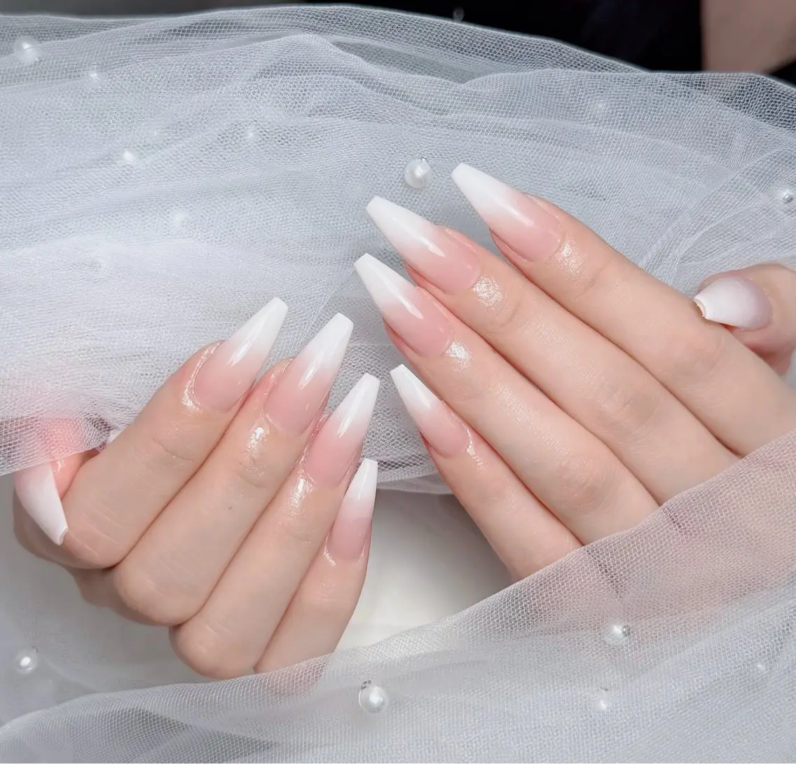 ネイル アートネイル フレンチネイル ジェルネイル 韓国ネイル マグネットネイル ハンドネイル Lenie Nail Okuboのネイルデザイン