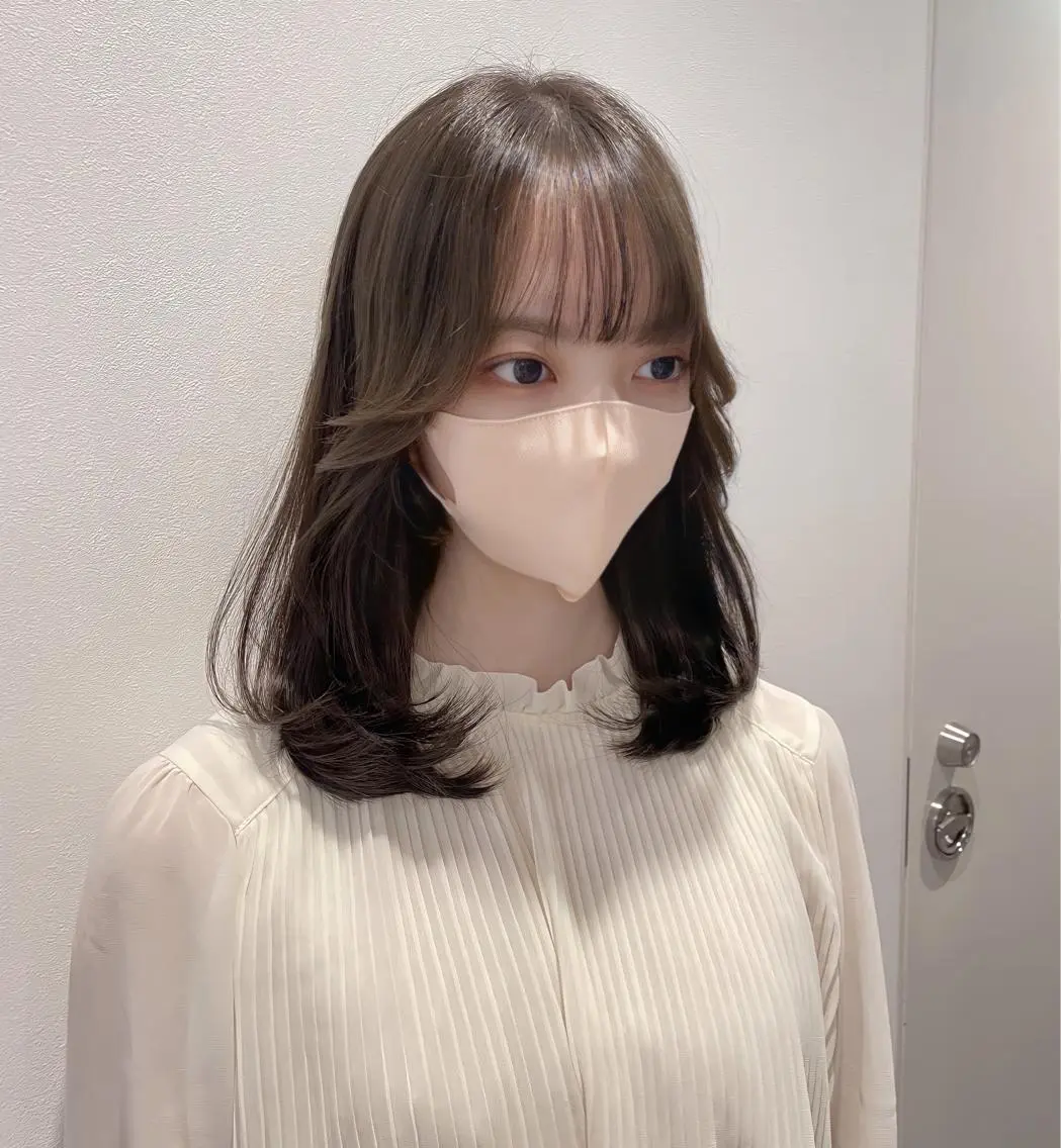 セミロング 銀座/レイヤーカット 🤍内野すみれのヘアスタイル