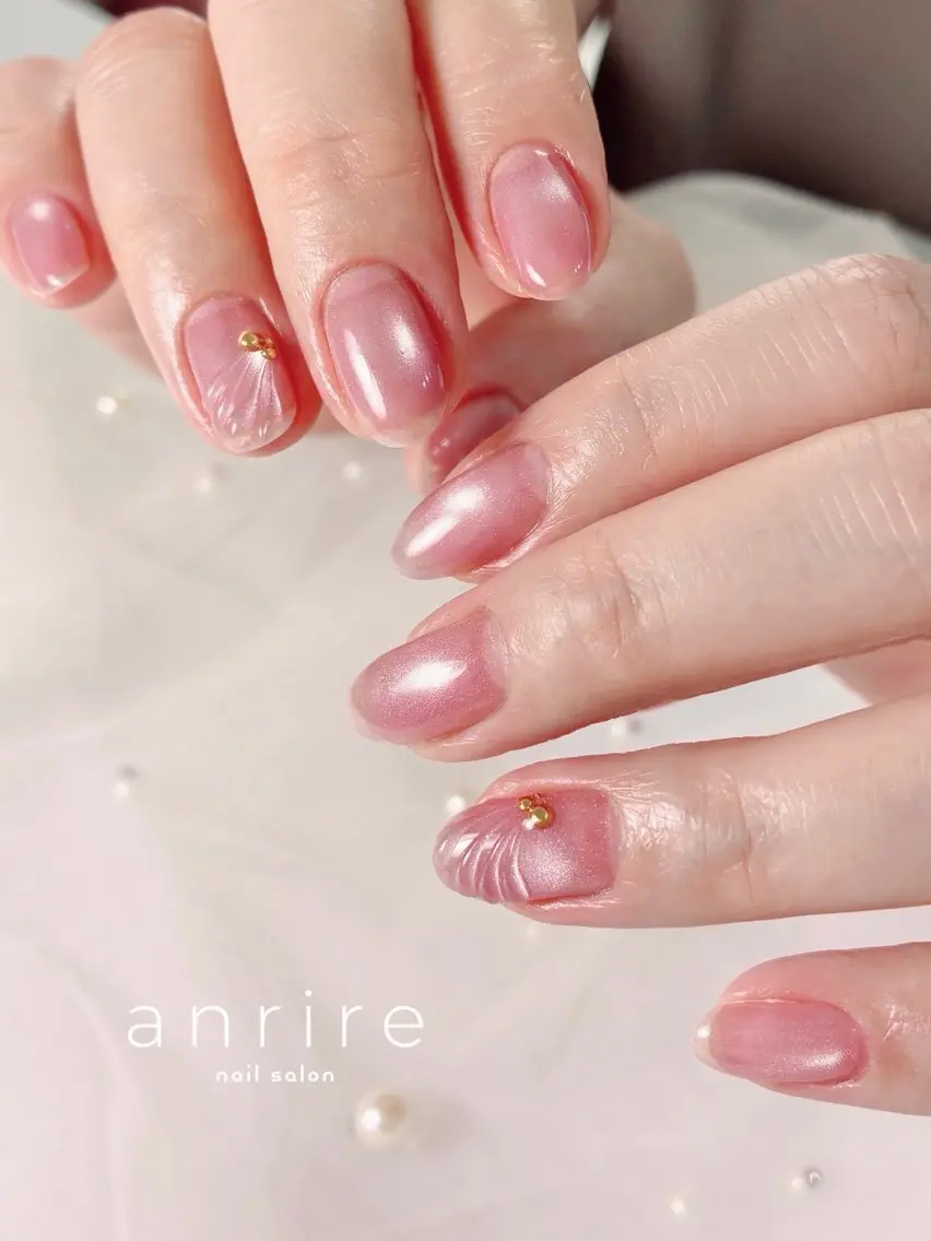 ネイル アートネイル クリアネイル ゴールド ラメ(グリッター) マグネットネイル nailsalon anrireのネイルデザイン