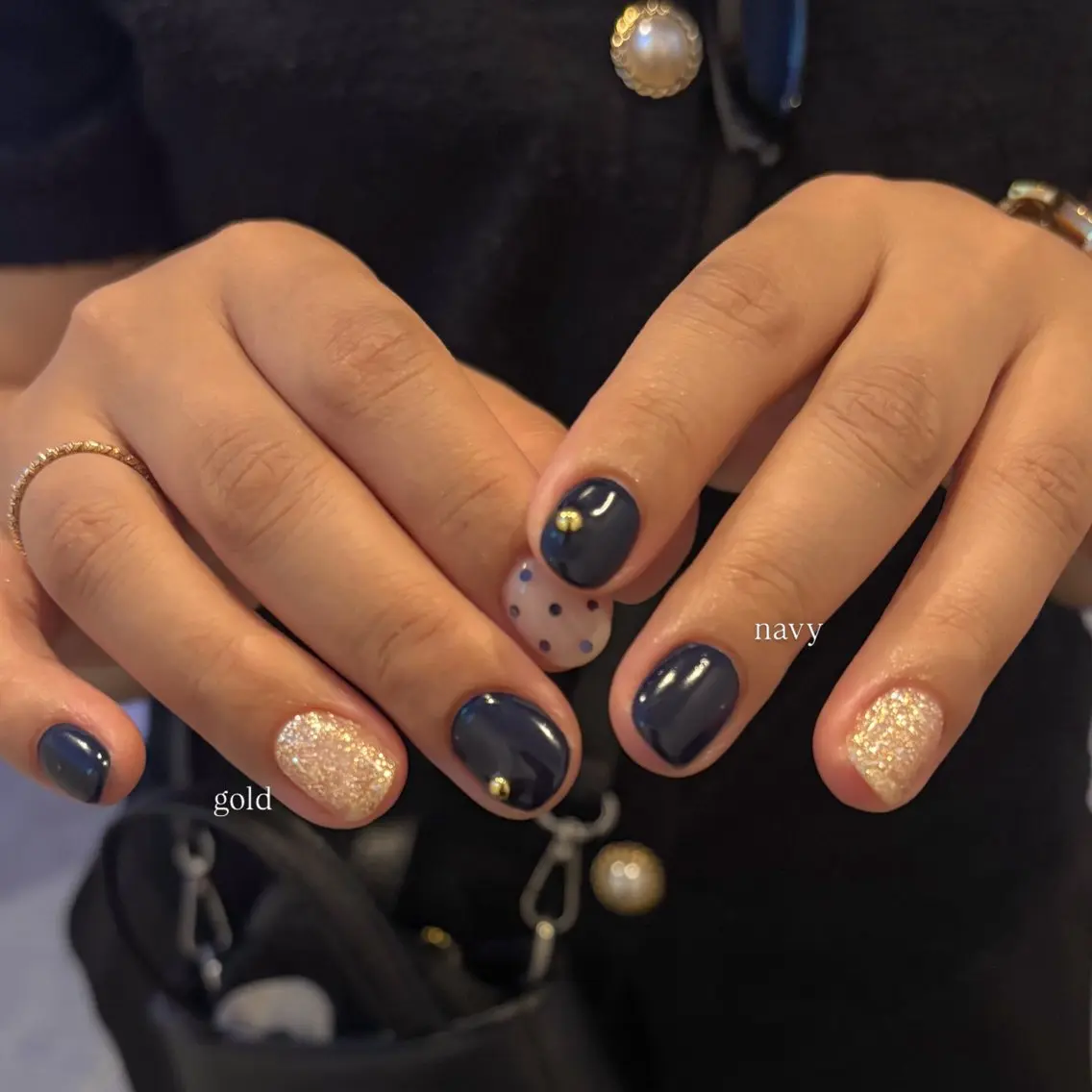 ネイル ゴールド ネイビー ハンドネイル IZUMIꕤnail 堺筋本町|心斎橋のネイルデザイン