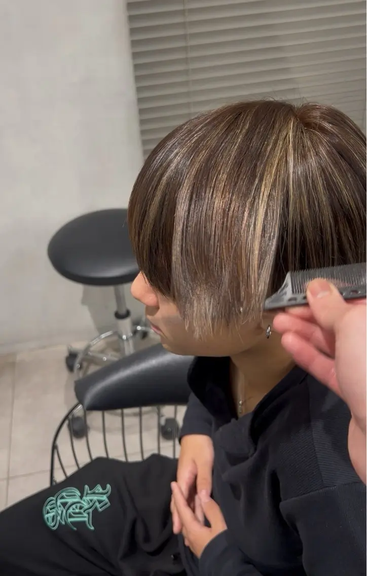 カラー メンズ メンズハイライト ハイライトカラー ⭐️モデル大募集 ⭐️谷口修平のヘアスタイル