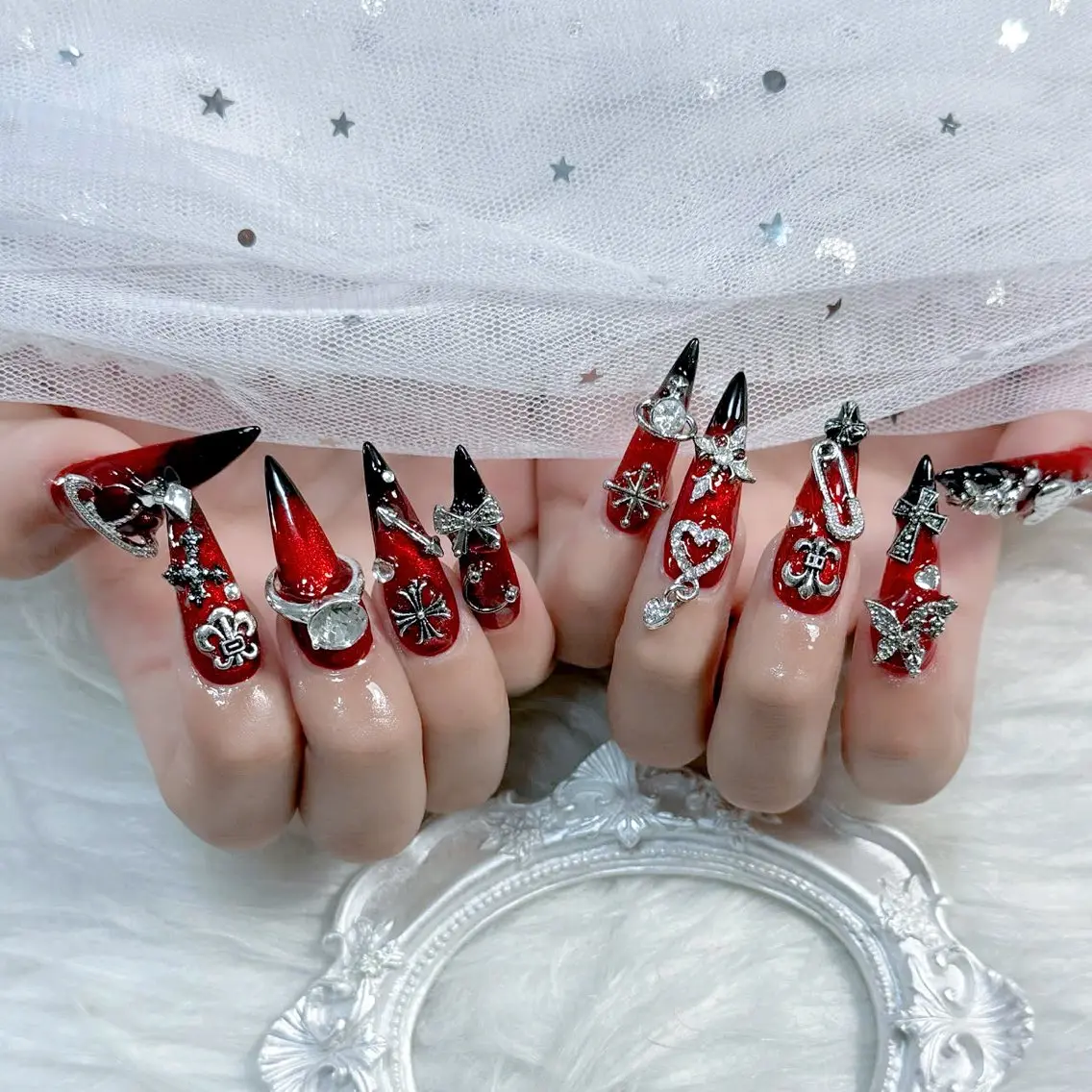 ネイル Hin Hana Nailのネイルデザイン
