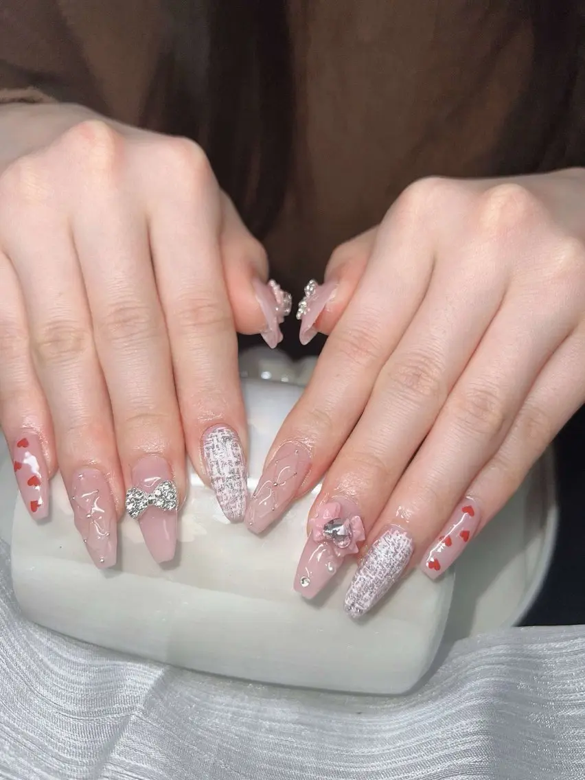ネイル ハンドネイル Lee Nailsのネイルデザイン