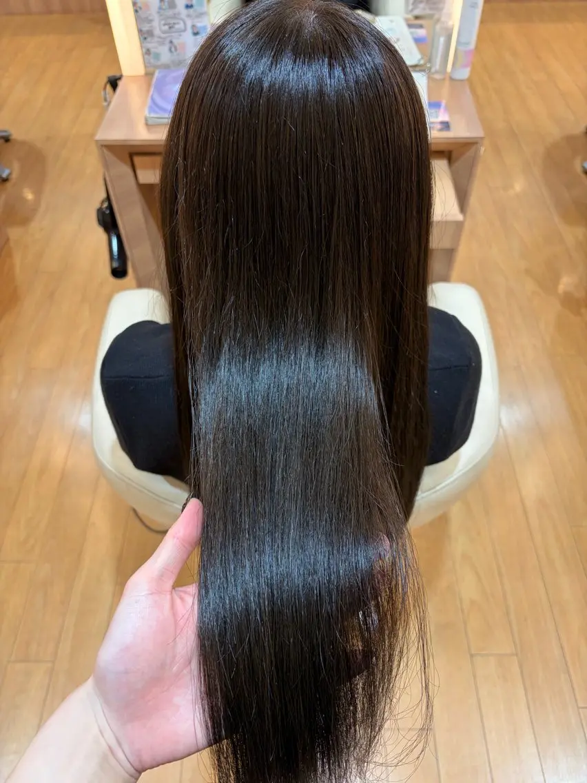 ロング 髪質改善 トリートメント 岡 愛梨のヘアスタイル
