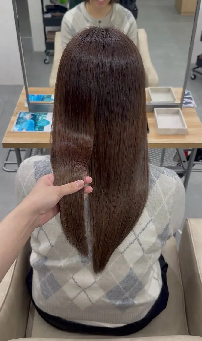 ロング 髪質改善 トリートメント 浅見 茉美のヘアスタイル