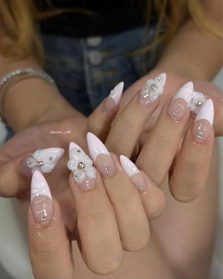 ネイル ハンドネイル ayumi ✩.*˚のネイルデザイン
