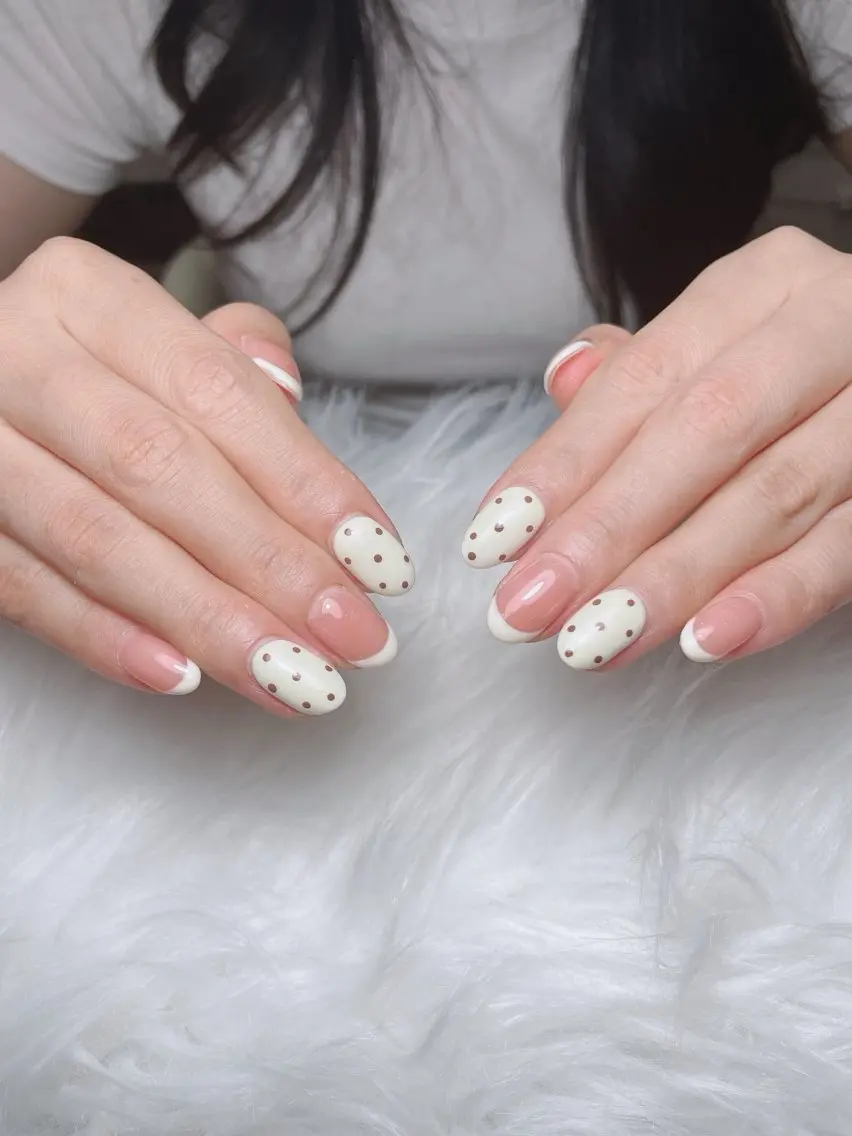 ネイル アートネイル オーロラネイル フラッシュネイル フットネイル フレンチネイル Sora nail 長さ出し専門店のネイルデザイン