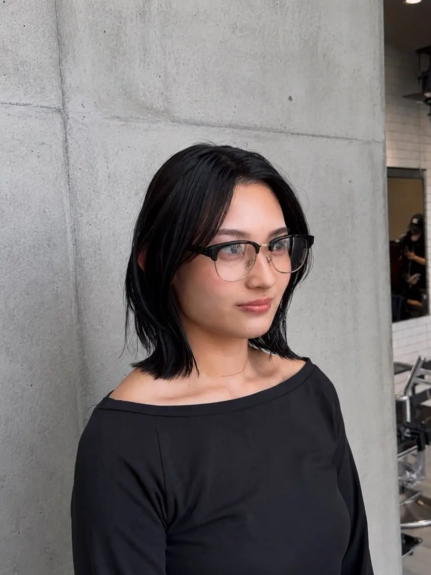 ミディアム カラー パーマ ミディアムレイヤー 透明感カラー レイヤーカット 小顔カット ストレートパーマ カット ヘアカラー トリートメント 透明感カラー レイヤー/コウスケのヘアスタイル