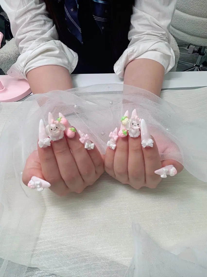 ネイル アートネイル 持ち込み ハンドネイル ハンドケア Dyo Nailのネイルデザイン