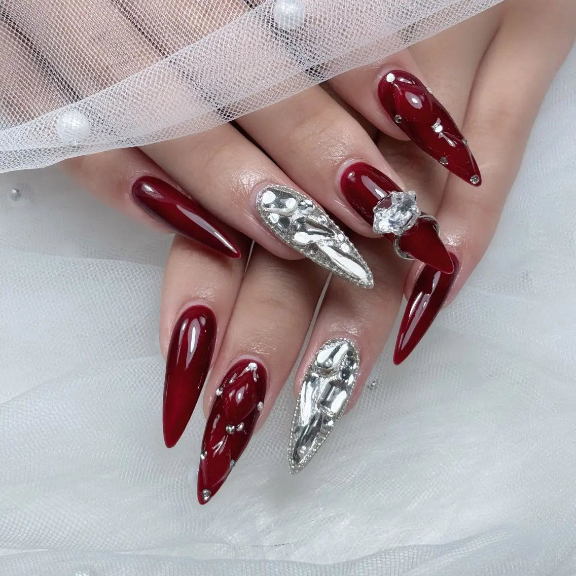 ネイル 韓国ネイル ロングネイル マグネットネイル 持ち込み ネイルチップ ハンドネイル サリー ネイル　ラボのネイルデザイン