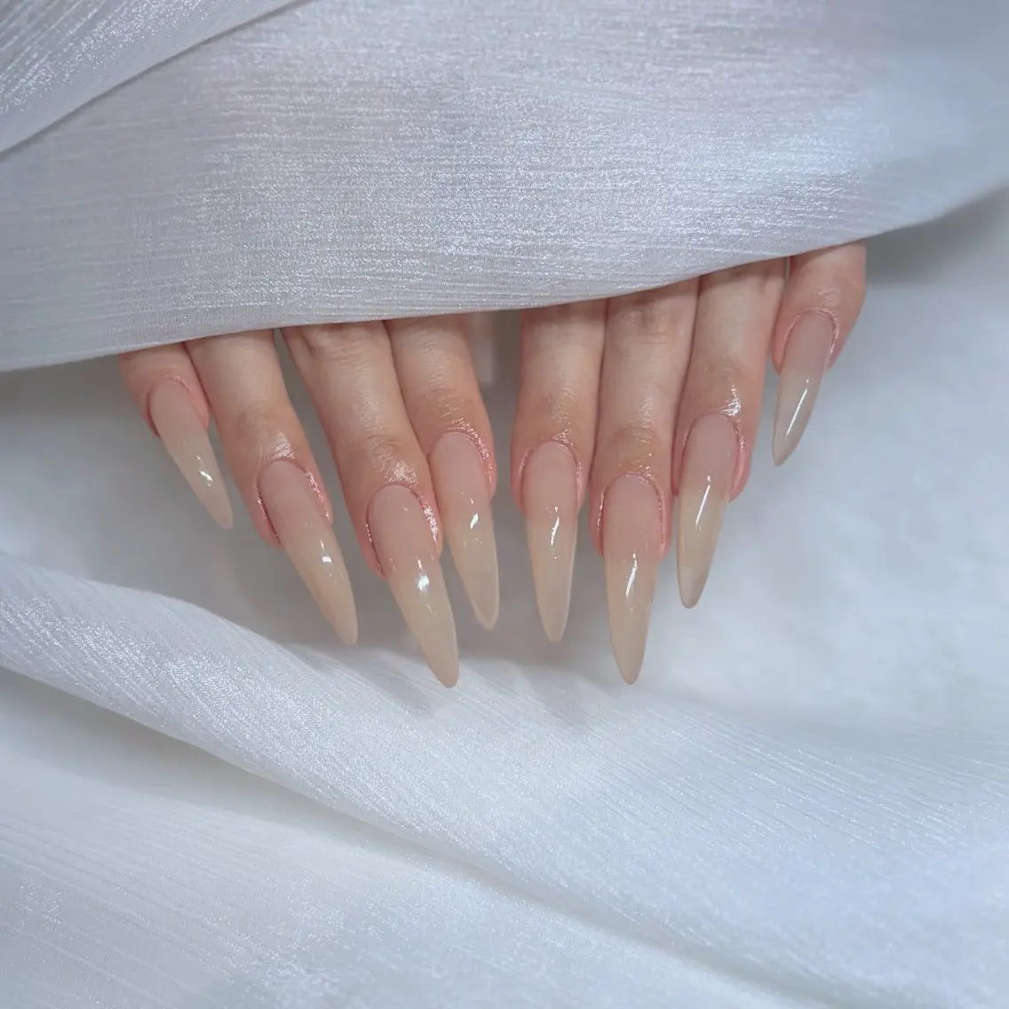ネイル ハンドネイル Miki 本町駅｜💅‎🤍のネイルデザイン