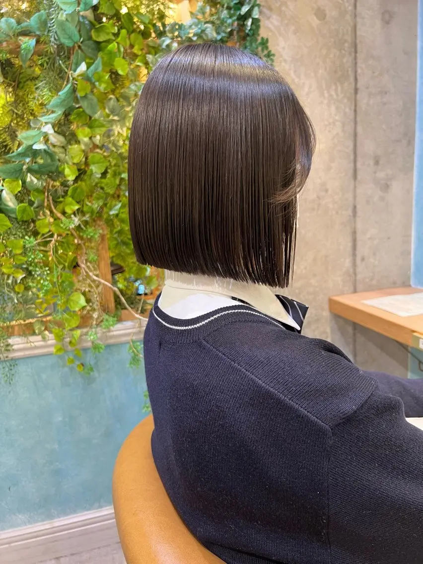 🌸ミニモ学割🌸地毛風縮毛矯正+カット+トリートメントの写真