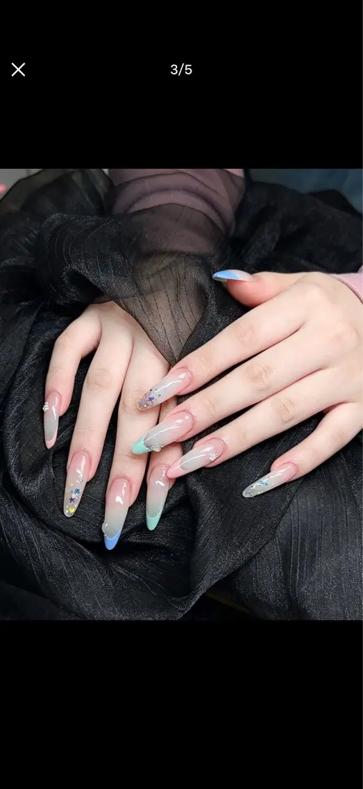 ネイル Sunny nail メナのネイルデザイン