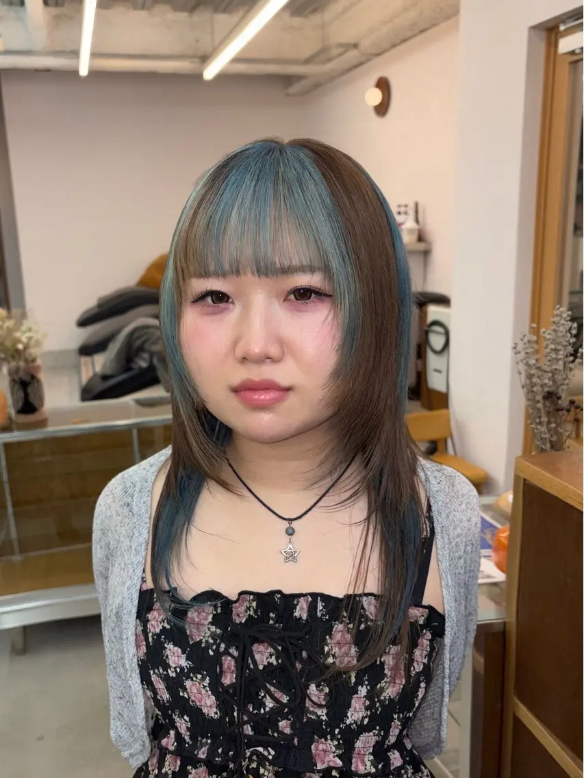 セミロング カラー ヘアアレンジ デザインカラー ミント レイヤーカット yelm府中 ユリのヘアスタイル