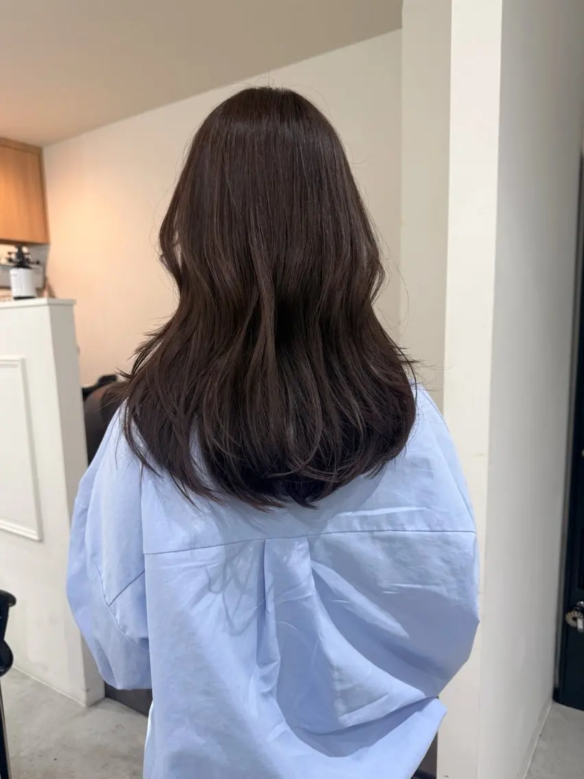 セミロング ヘアカラー Kamie 三宮のヘアスタイル