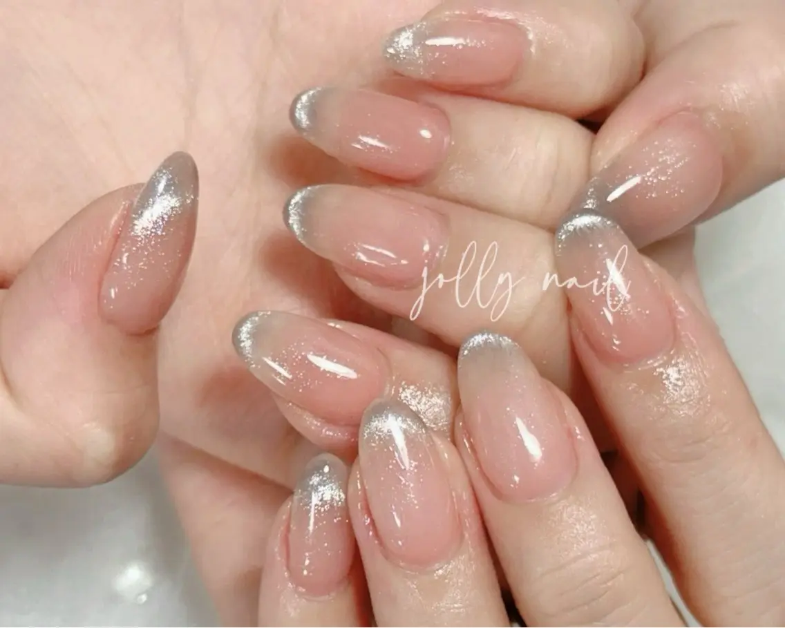 ワンホンネイル(ワンカラーベース+マグネットフレンチ)(新規ソフトジェルオフ無料)の写真