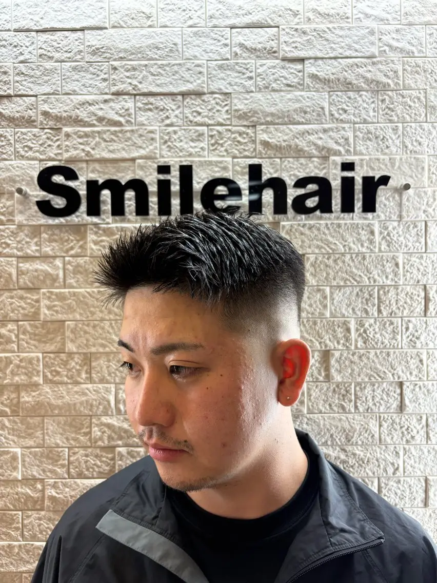 ショート カット フェードとパーマ特化 小池 魔裟斗のヘアスタイル