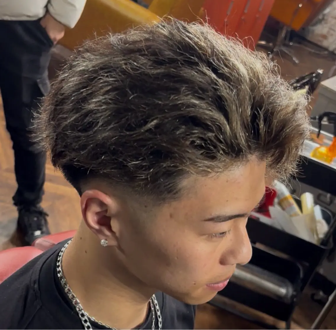 カラー パーマ カット パーマ 吉田 大晴のヘアスタイル