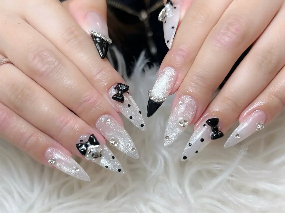 ネイル チークネイル 長さ出し フラッシュネイル ハート キラキラネイル ハンドネイル Kei Nailのネイルデザイン