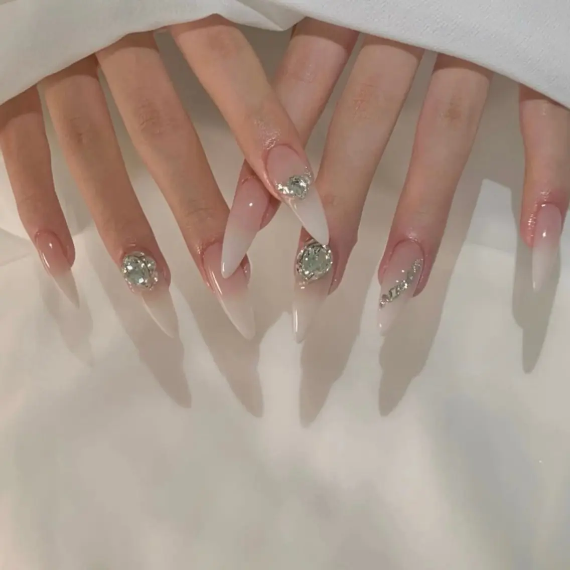 ネイル キラキラネイル 韓国ネイル マグネットネイル ミラーネイル ニュアンスネイル ハンドネイル Akina Nail 亀戸のネイルデザイン